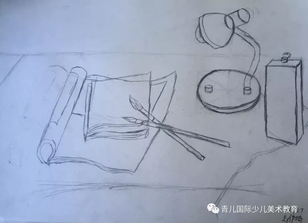 小画家:杨鸿恩.年龄:11岁作品名