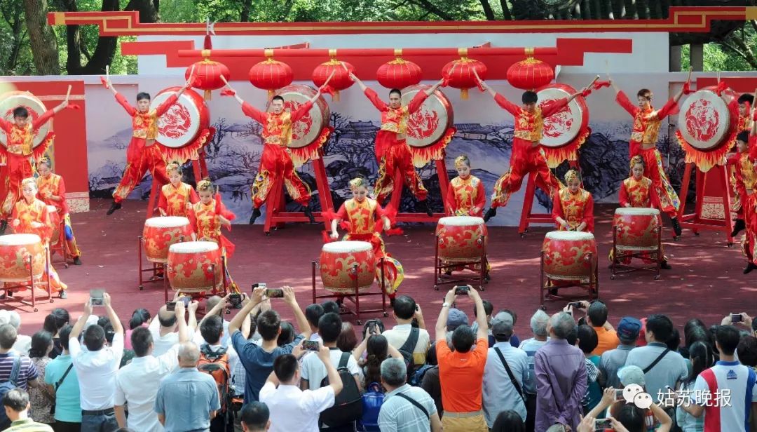 主要活动:梦幻宫廷灯会,国宝非遗文化展演区,娱乐嘉年华,传统民俗表演