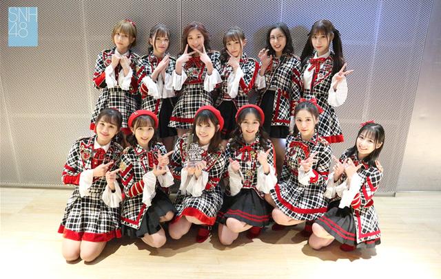 snh48出席央视全球中文音乐榜上榜年度盛典 获年度最佳组合