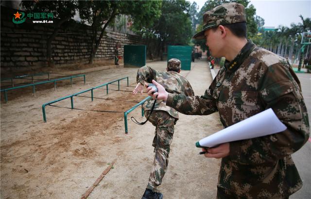 敢挑战吗?武警莆田支队勤训轮换练兵热潮高涨