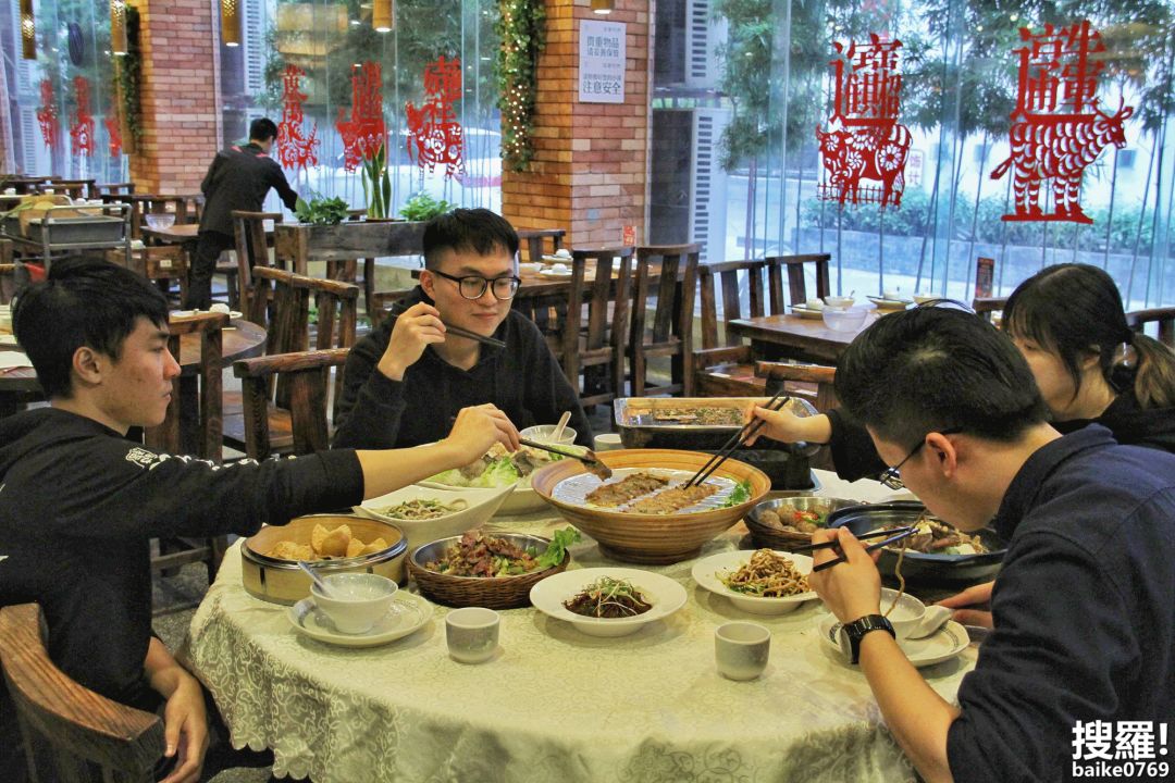 2018春节吃饭指南 过年上街觅食全指望它们了!