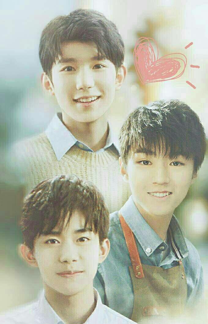 tfboys 今天合体啦!