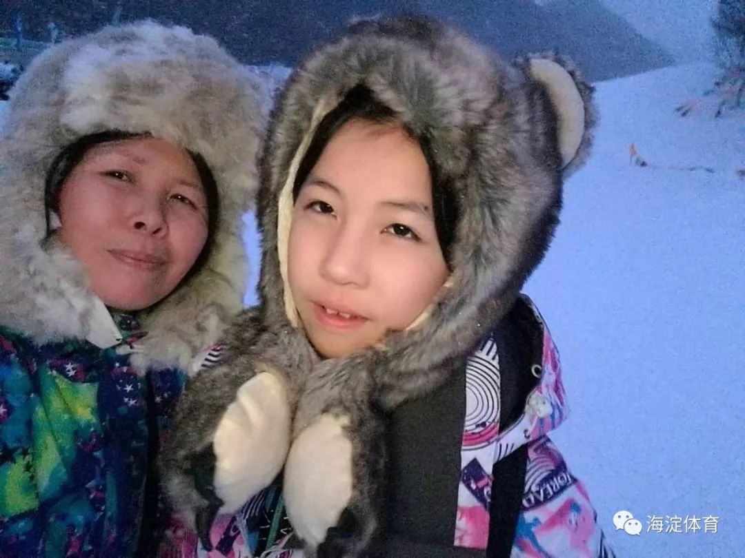 雷竞技RAYBET感动！滑雪女神初养成——冰冰妈妈的25篇日记(图4)