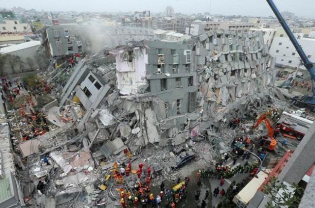 台湾6.4级地震大楼坍塌,遭日本网友吐槽
