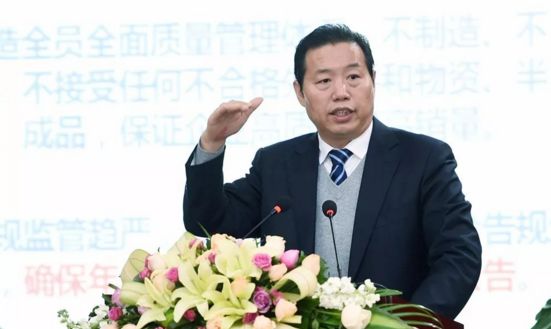 淮海控股董事长安继文表示不制造不接受任何不合格的配件及半成品