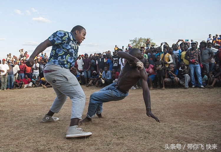 南非传统空手拳击勇士激烈搏斗