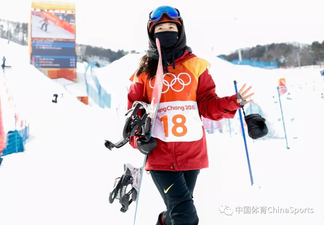 刘佳宇蔡雪桐晋级平昌冬奥会单板滑雪女子u型场地决赛