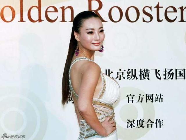 王李丹妮内衣广告_王李丹妮性感图片(2)