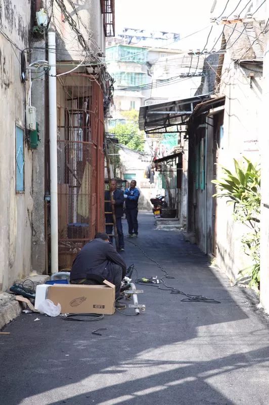 近日,针对群众反映的古城区部分巷道破损严重问题,市城市综合管理局