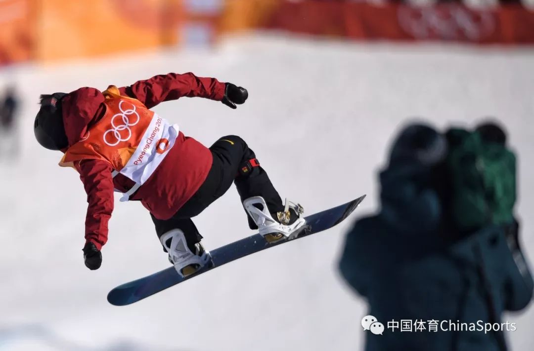 刘佳宇夺平昌冬奥会单板滑雪女子u型场地银牌