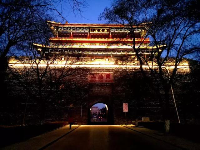 独家美图第二波 !秦皇岛山海关"观古城夜景,品喜庆年味儿"!