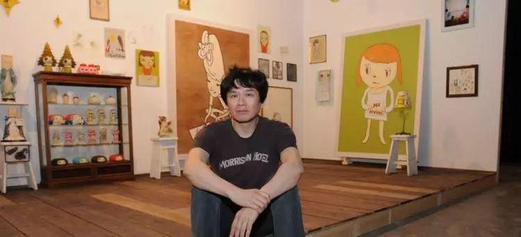 「去看展」奈良美智举办30年回顾展,在好友村上隆的画廊里