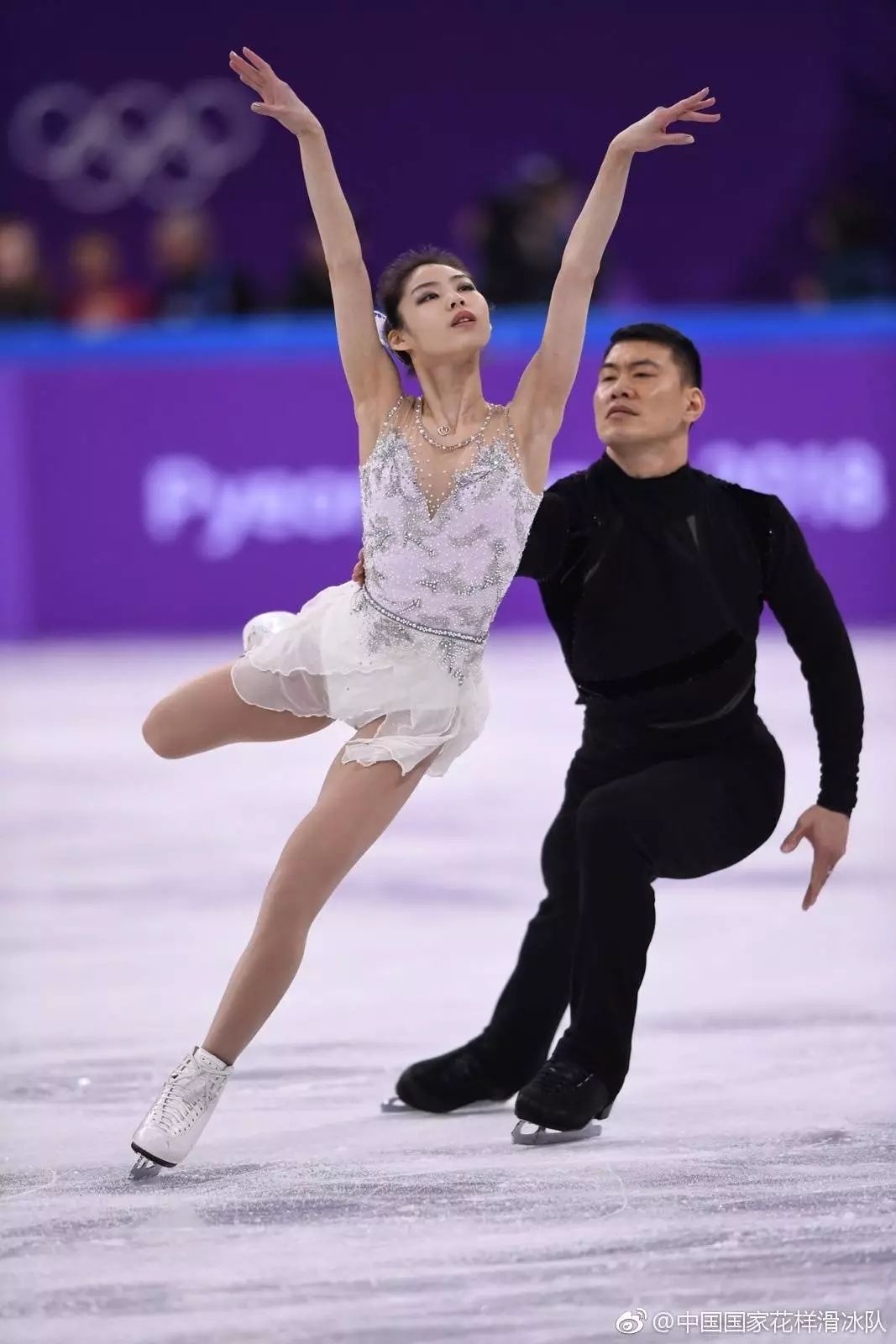 平昌冬奥会花样滑冰双人短节目,隋文静/韩聪排名第一!