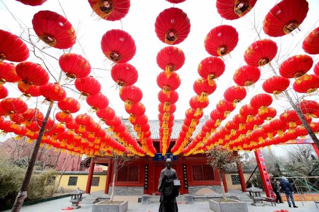 【微旅游】过年玩转清明上河园,游良园美景,娱市井