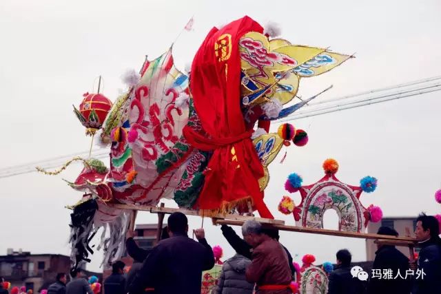 低山丘陵地貌特征【春节民俗】元宵节,走进浦江,感受龙腾凤舞,探访