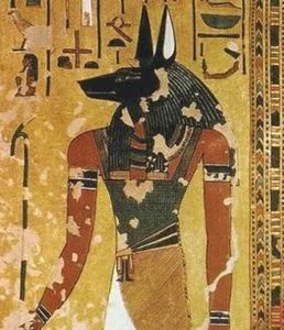 阿努比斯是古埃及神学体系中的灵魂守护神,出现在法老墓地的壁画