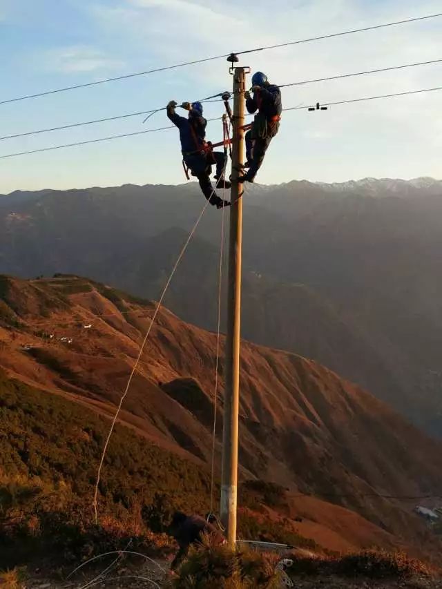 眾志成城搶通受災線路 兌現節前通電承諾 科技 第3張