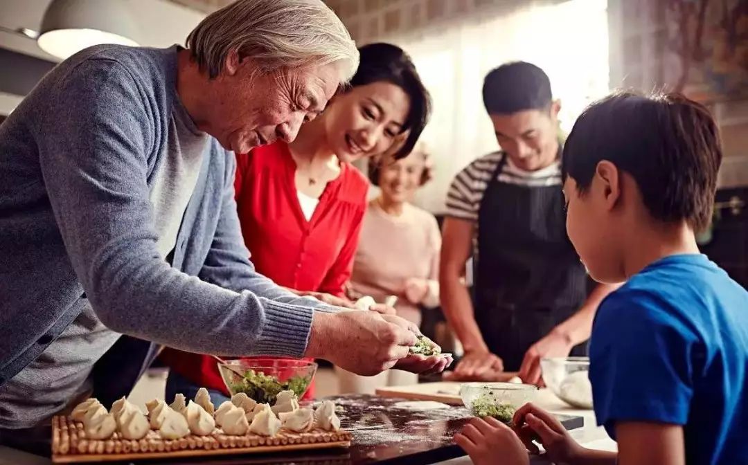 春节各地人口流动情况_中国各地汉族人口比例