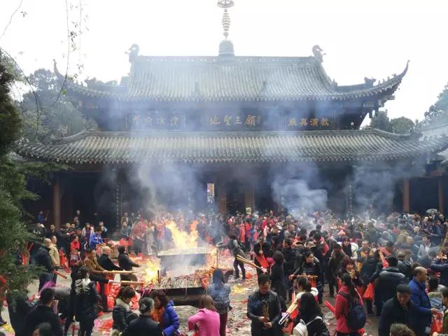 有求必应据说2018新年在这些寺庙烧香祈福最灵验