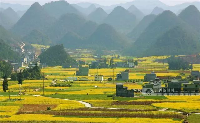 旅游 正文  临近春节,天气回暖,广西百色市隆林各族自治县隆或镇乡村