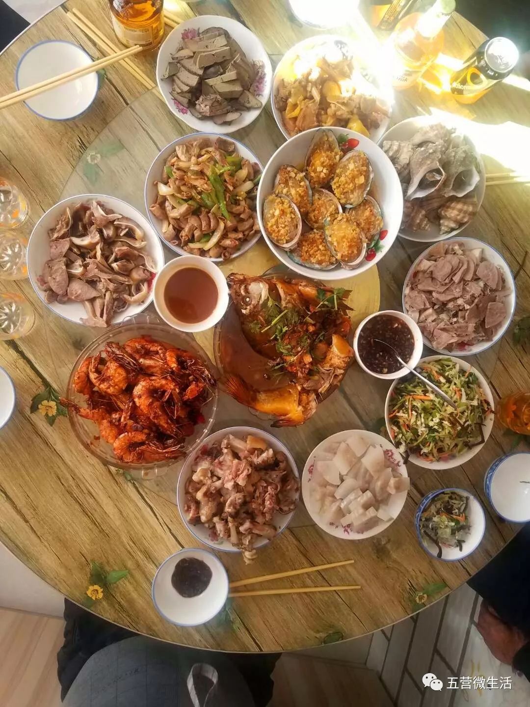 "晒晒我家年夜饭" 过年回家吃饭啦!温暖的陪伴最可贵