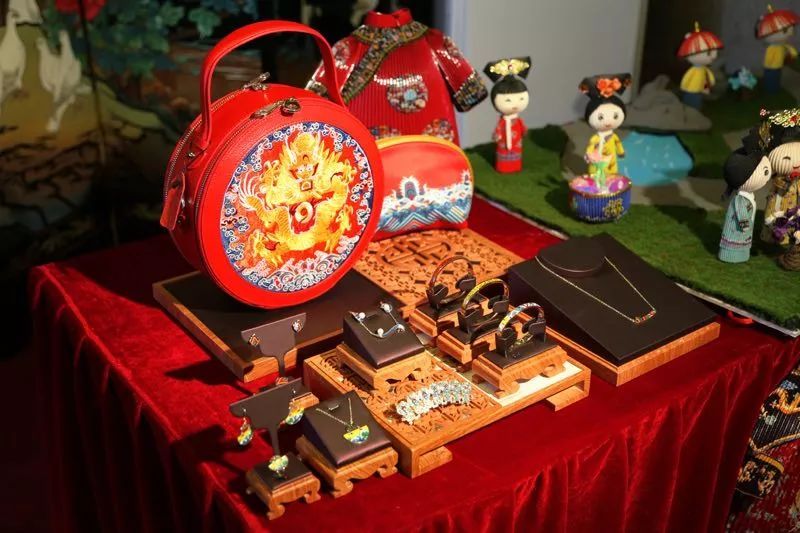 春节在沈阳故宫,赏全新国宝展,和皇帝一起过大年!
