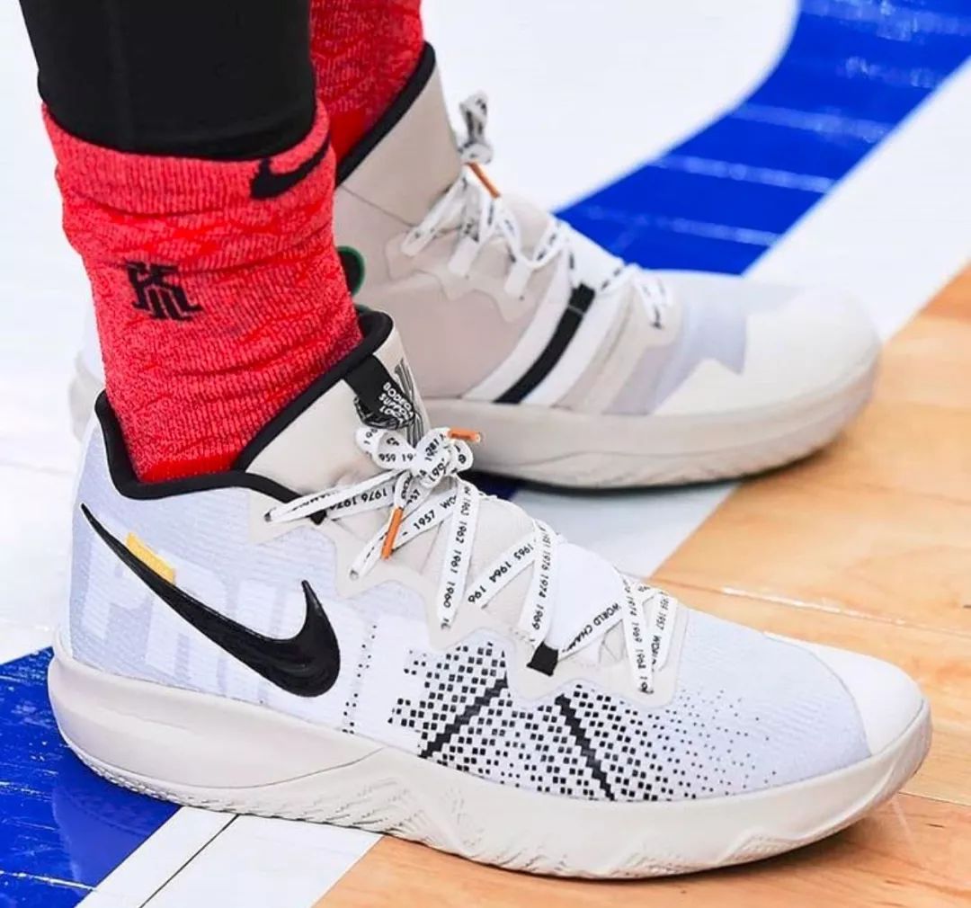 kyrie irving —— nike zoom anklebreaker