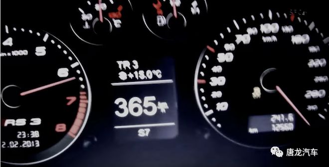 km\/h!】这辆爆改Audi RS3竟直接无视于时速表