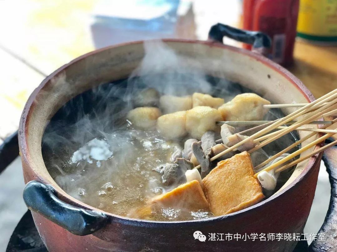 春节,守着一锅咕嘟咕嘟冒泡的瓦锅靓汤牛杂煲,感觉真的是美!滋!滋!