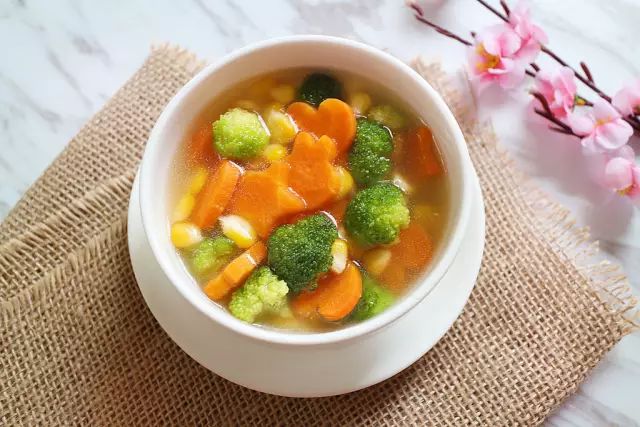 暖暖的蔬菜汤,养胃又养人!