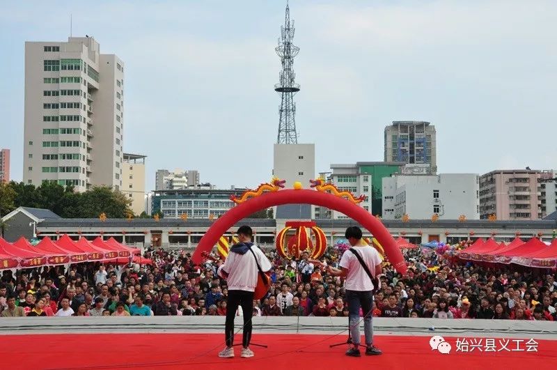 大年初一|始兴九龄文化广场好戏连连热闹非凡