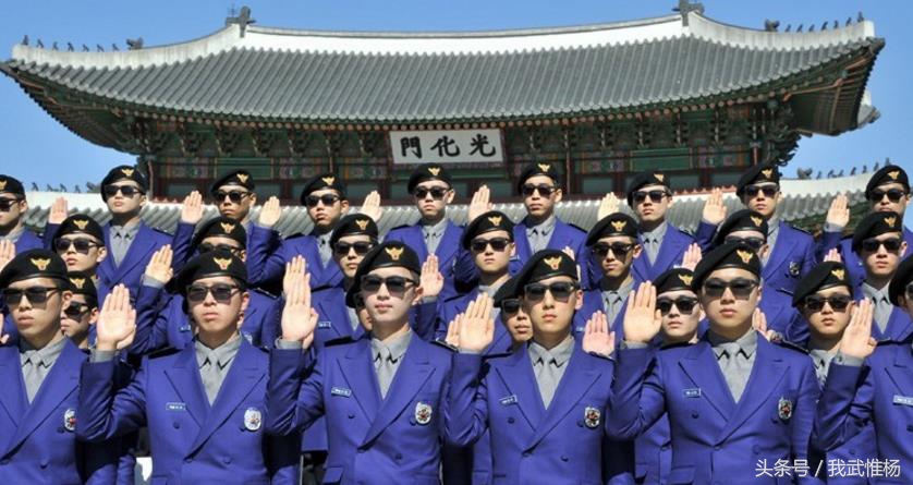 韩国警察仪仗队