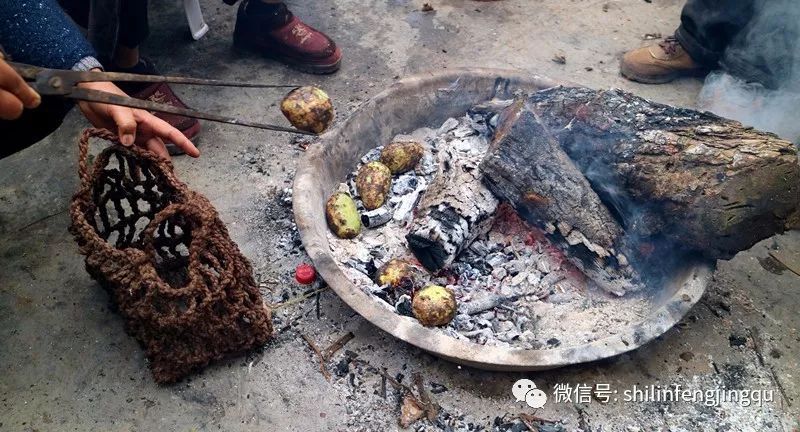 稀奇石林—烧洋芋神器