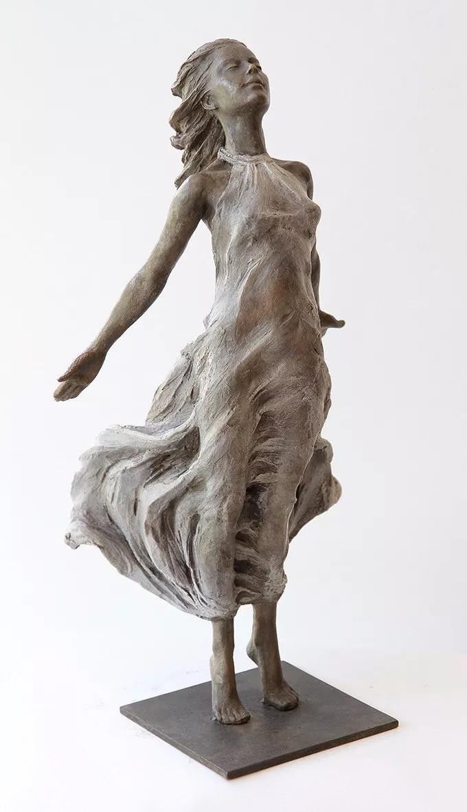 央美才女的人体雕塑作品,太惊艳了!【天涯艺术1040期】