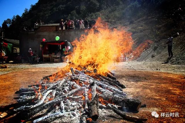 上刀山下火海祥云傈僳族七人节嗨翻天附精彩视频