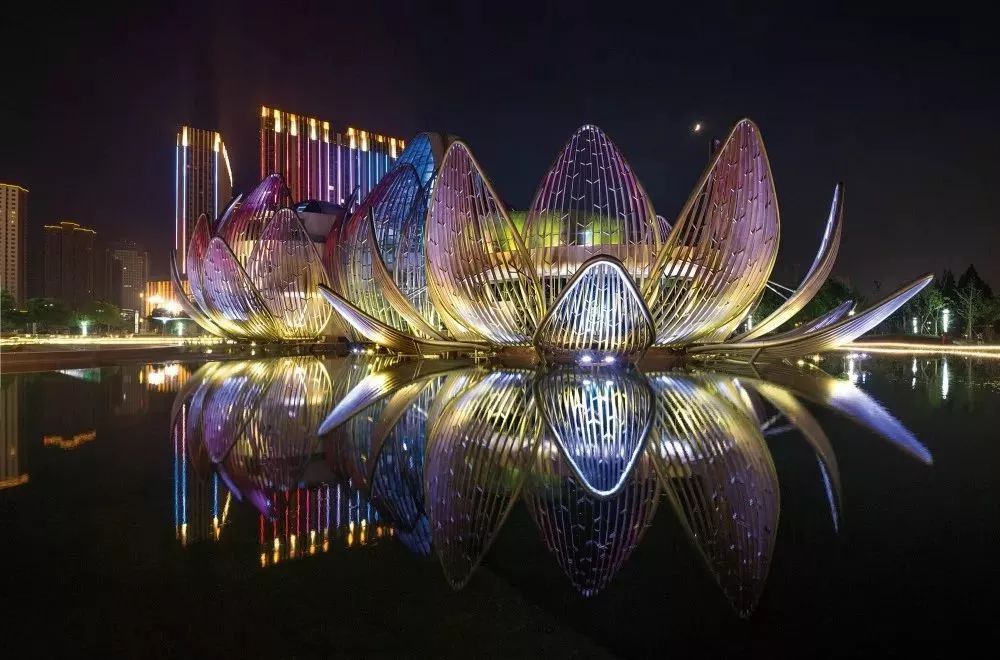 中国最美的十大现代建筑,惊艳了全世界!