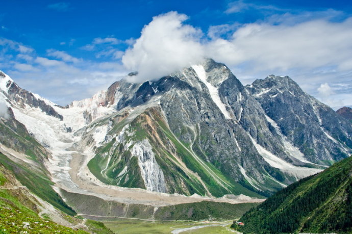 西藏墨脱自驾游:嘎隆拉山口,不只有艰险,还有绝世美景