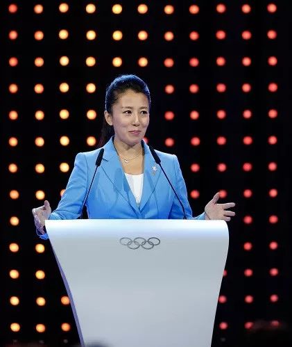杨扬以奥运村举例说,根据数据统计,运动员村只有两三天是入住高峰