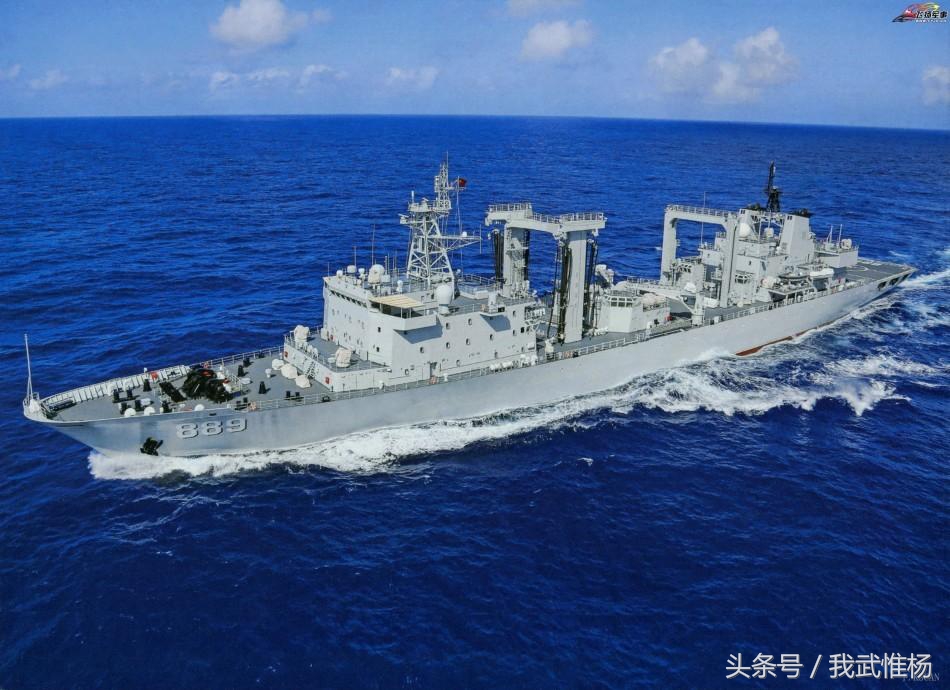 中国海军889太湖号综合补给舰中国海军054a型573柳州号护卫舰中国海军
