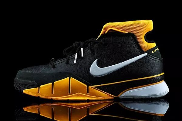 亚新体育【2月24日抽签发售 nike zoom kobe 1 protro