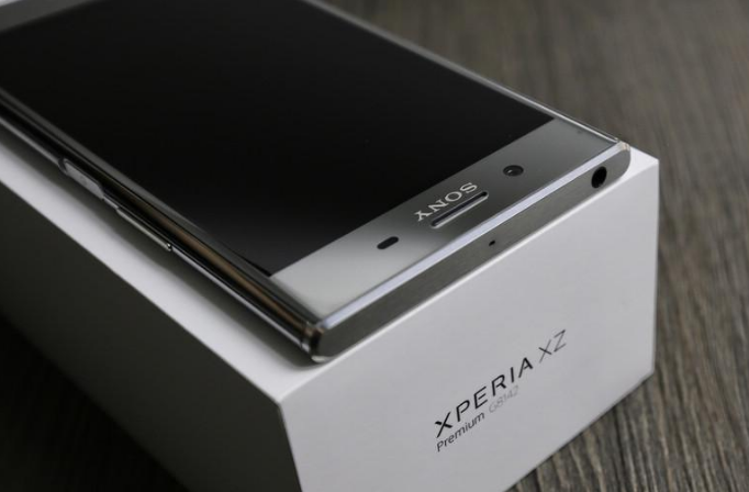 索尼xperia xz premium 银色毒药,美轮美奂,碾压友商超低调!