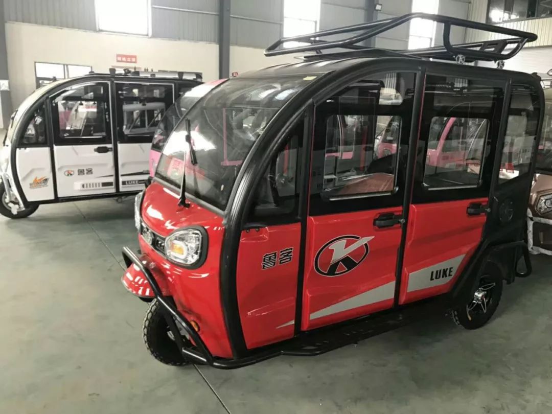 为加入到篷车领域的经销商 越快接受行业最新动态 鲁客c300中国富贵红