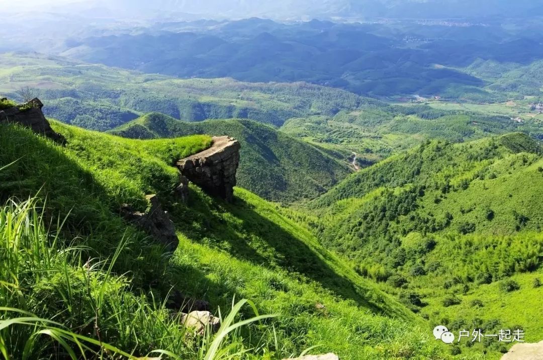 永州蓝山.探湘江源头 赏万亩梨花 品瑶家美味