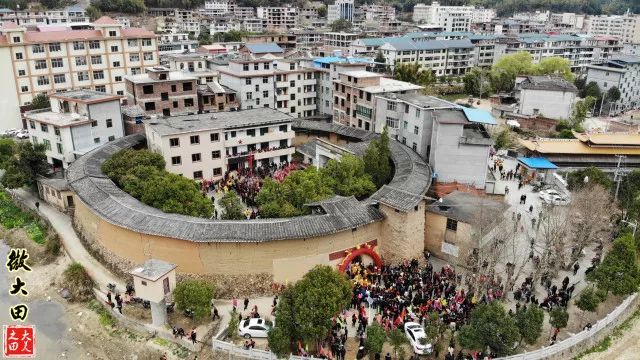 栩栩如生,是大田民间第一特色,广平镇张氏栋仁村洋头岚厦租祠,是北宋