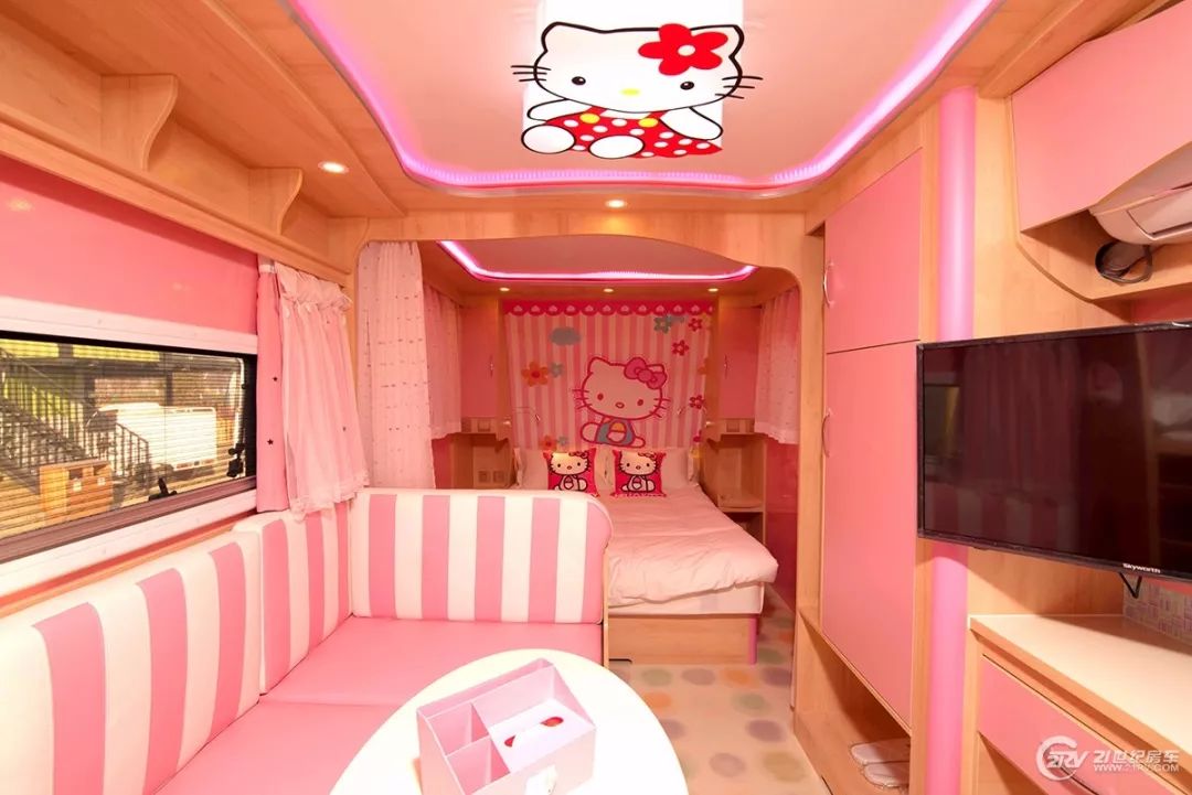 hello kitty主题拖挂房车 2款天晟房车参展车型抢先看