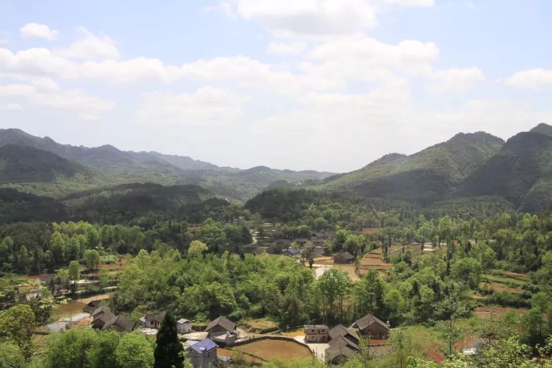 古老而神秘的风水宝地古城堡花垣黄土坡村