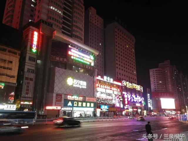 兰州西站什字 流光溢彩的 美丽夜景