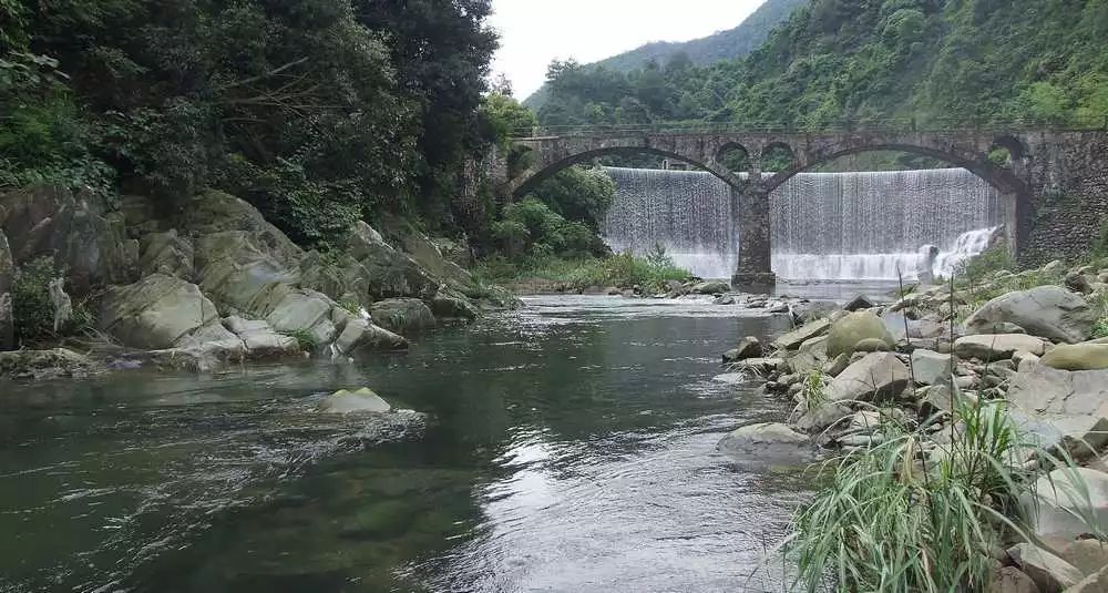 【动态】日出江花红胜火 春来江水绿如蓝 ——零陵区2017年推行河长制