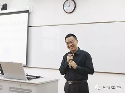 上海中学校长冯志刚做事不一定要争第一但要有高度