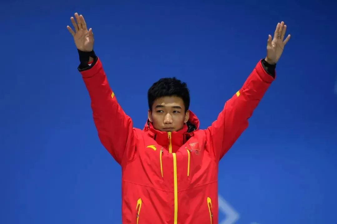 高亭宇摘铜平昌之前,中国速度滑冰队共获得过1金3银3铜,但这7枚